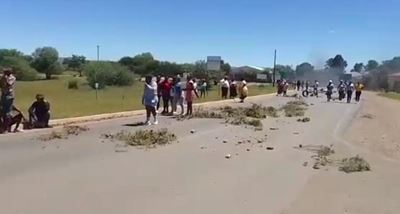 OPVOLG: R390 oor Hofmeyr steeds gesluit vir verkeer