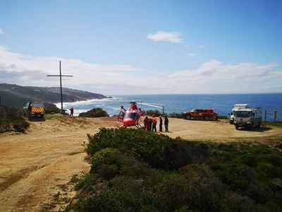 Voëlklip: Another car goes over cliff