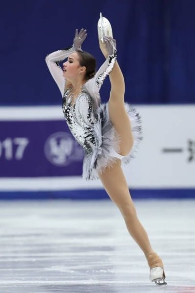 Zagitova shines, Bjoergen makes history