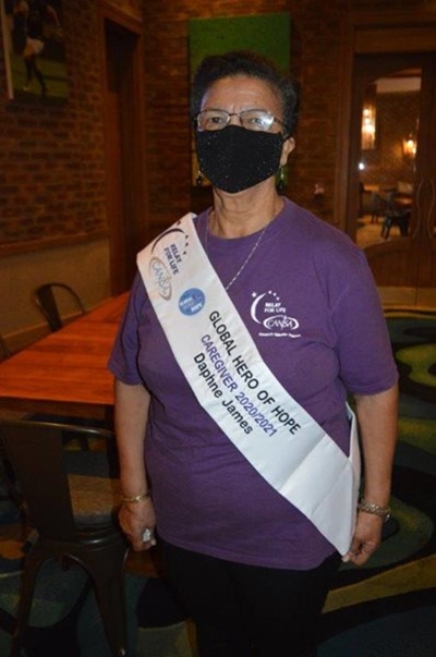 Aunt Daph is 'n "hero"
