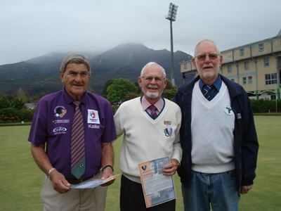 Bowlers dress up for Cancer Day
