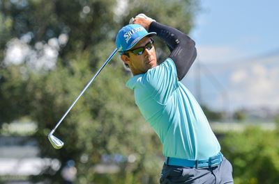 Red-hot Van der Merwe blitzes to Randpark lead