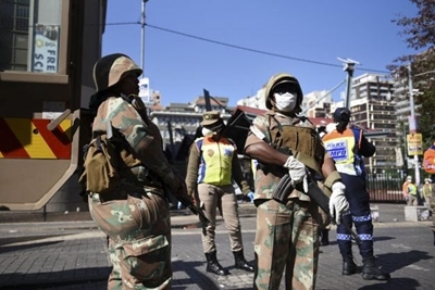 Lockdown: First weekend sees widespread defiance, and police misconduct