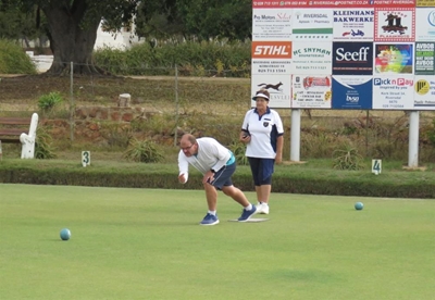 Prof maak spelers goed touwys