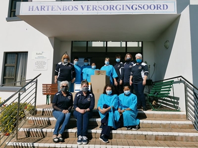 Helpende Hand bederf versorgers van bejaardes