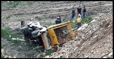 Man dies after tipper truck rolls