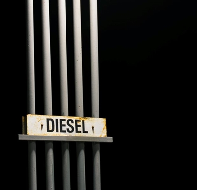 Foul odour that of diesel