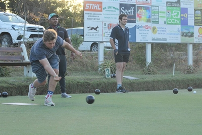 Sosiale rolballiga lok oud en jonk