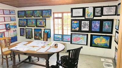 View exceptional children's art at Hoogekraal