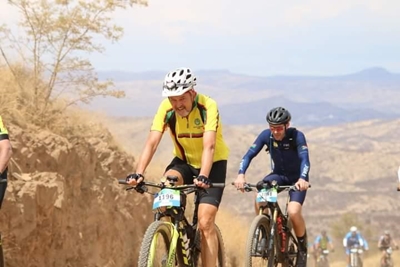Oudtshoorniete doen Desert Dash