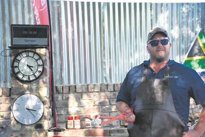 Gielie mik vir 100 uur agter die braai