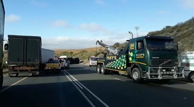 N2 nou heeltemal gesluit
