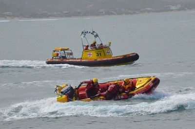 Capsized-rubber duck rescued