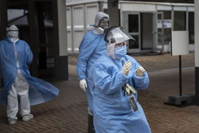 Covid-19 update: 965 new cases recorded, 4 provinces record no deaths