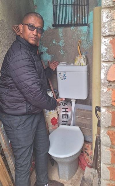 Toilets are wasting instead of saving