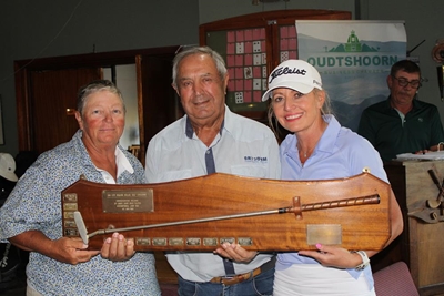 Oudtshoorn-gholfklub sluit jaar af