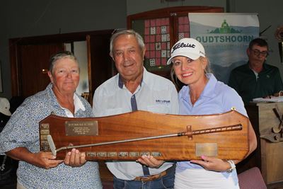Oudtshoorn-gholfklub sluit jaar af