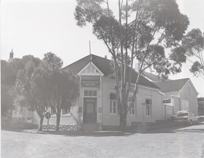 Historical buildings in Klein Karoo revisited