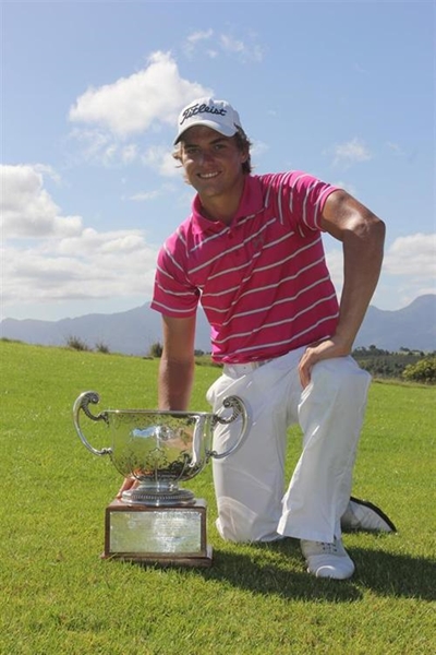 Porteous retains SA Stroke Play title