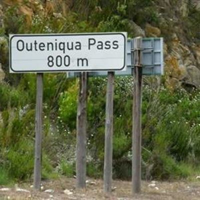 Photographer killed on Outeniqua Pass
