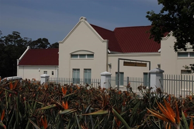 George Hospital responds to complaints