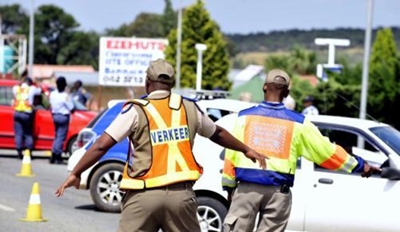 Verkeersopsigters jok oor lisensies