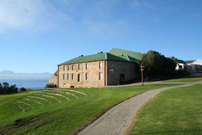 Dias Museum provides educational support