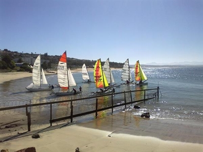 Yacht club elects new leaders