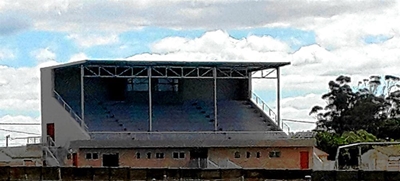Groot makietie met stadion opening