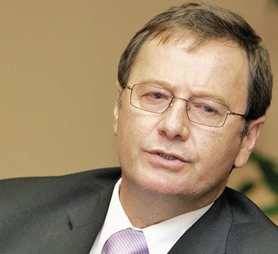 100-dag plan vir raad op dreef