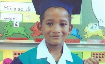 Seun (6) sterf na tref-en-trap