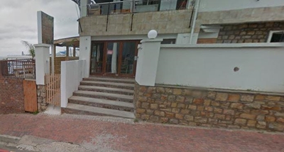 Police hunting Pizza Bar robbers
