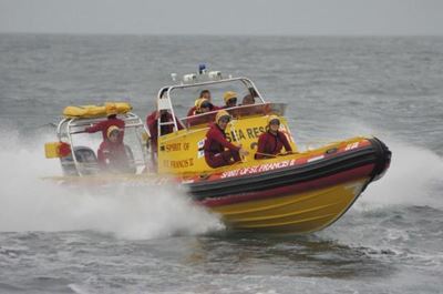 Family rescued by NSRI
