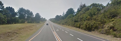 Naked woman on N2 stuns motorists