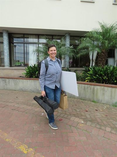 Bunding-Venter hands over film lists