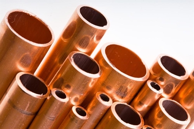 Twee wat koperpype wou steel gevonnis