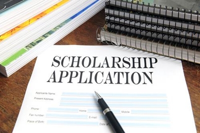 2 Scholarships on offer to students