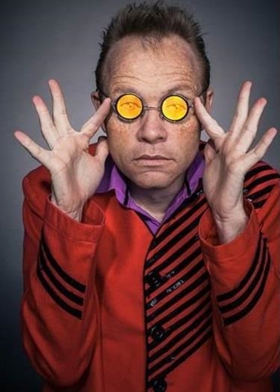 Wacky hypnotist at Garden Route Casino