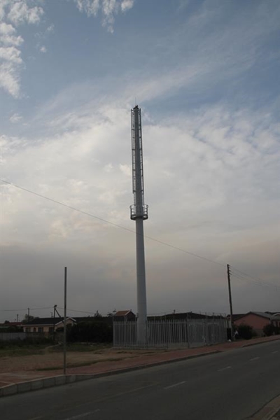 Mysterious cellphone tower has no approval