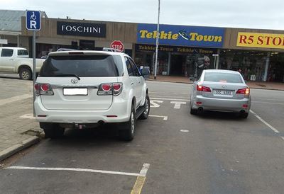 Respekteer parkering vir gestremdes