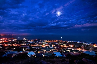 Night parachute jumps in Mossel Bay