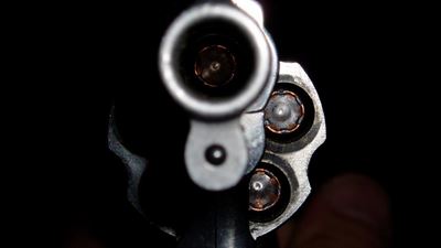 Skote klap en politiekegemoedere vlam op