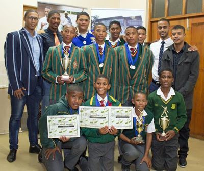 Prysuitdeling dien as aanmoediging vir krieketspelers