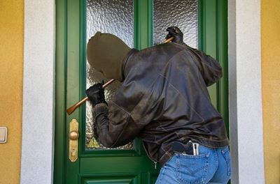 2 House robberies on the same day