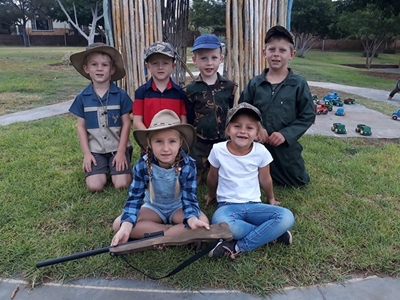 Kleuters dra by tot droogtefonds
