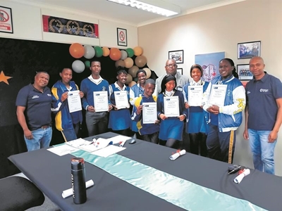 Outeniekwa CYCC opens doors to digital learning