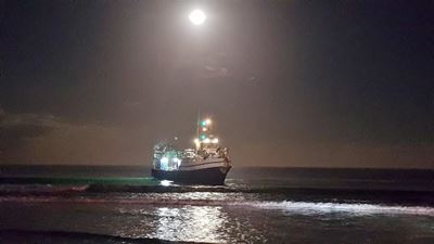 Beached trawler rescued