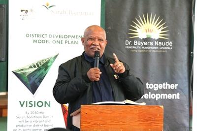 Mayor de Vos urges unity against vandalism at Sarah Baartman planning session