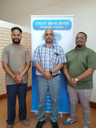 SECOND VOICE: Lluyle's Lens: I revisit my primary school