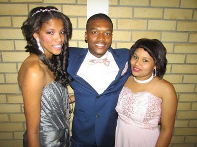 Skool neem vroeg afskeid van matrieks